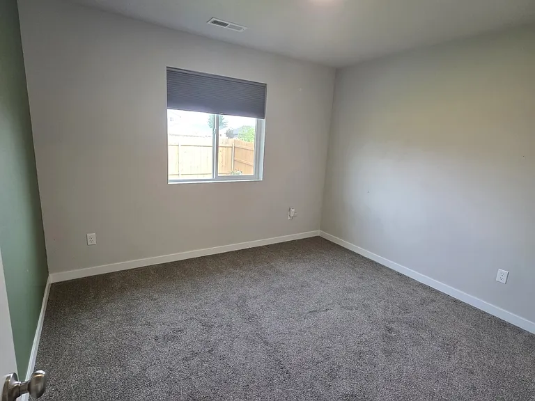 1720 SW Gabar Ct — Photo 23