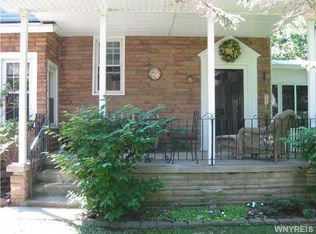 1597 S Creek Rd, Derby, NY 14047