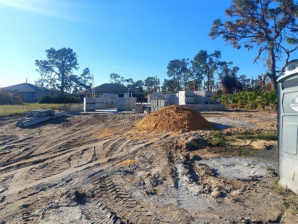 1st image of 113 GLADES DRIVE