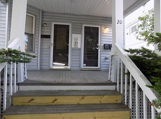 1st image of 20 King St #1