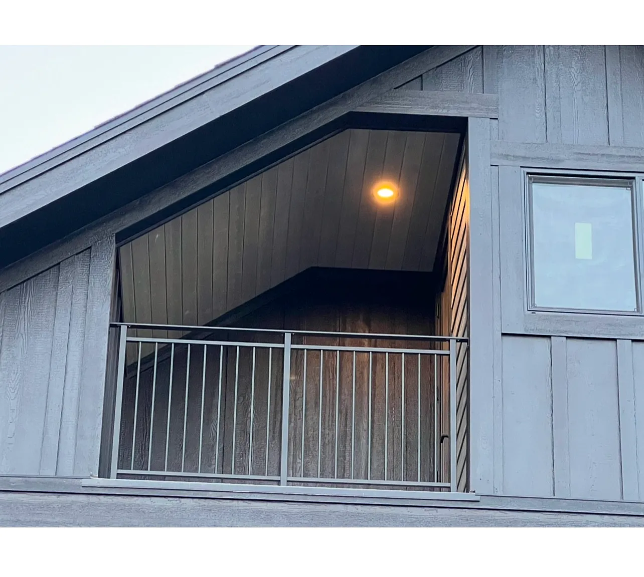 1 bed, 800 sqft, $1,950 — Photo 2