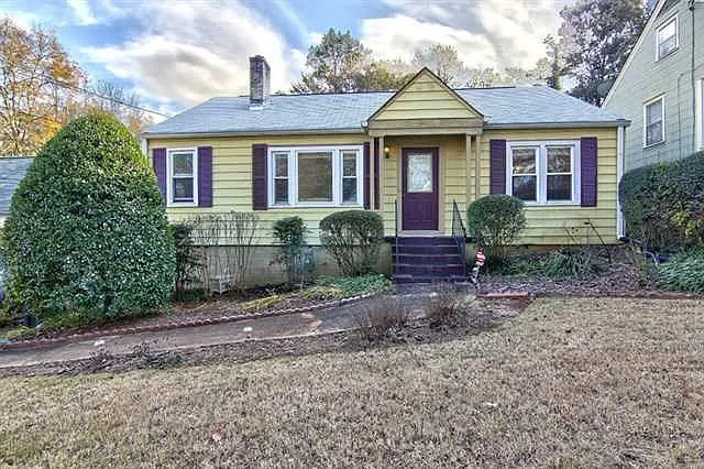 1082 Winburn Dr photo 1