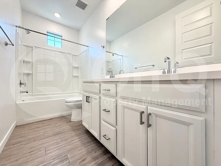 1061 E Marlin Dr — Photo 20