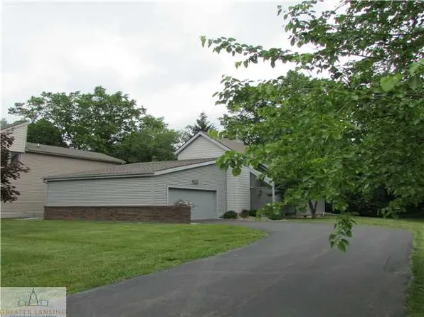 3722 Cavalier Dr, Okemos, MI 48864