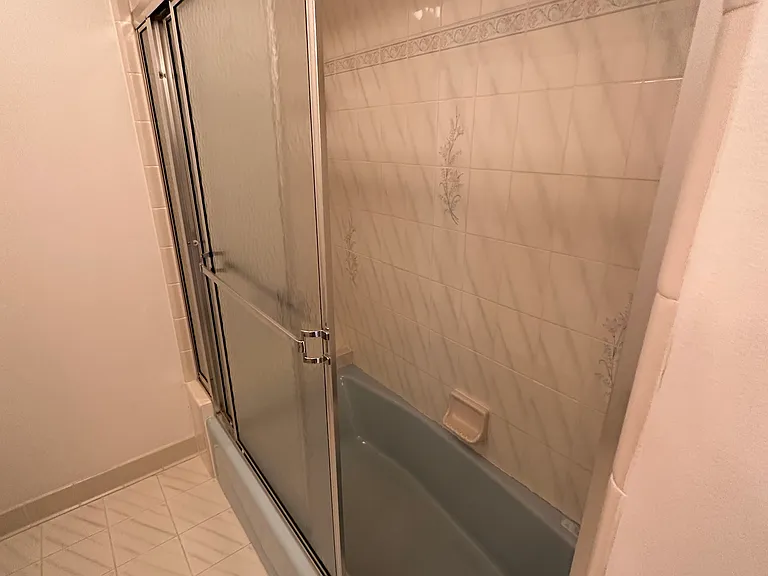 6739 Arlington Dr — Photo 2