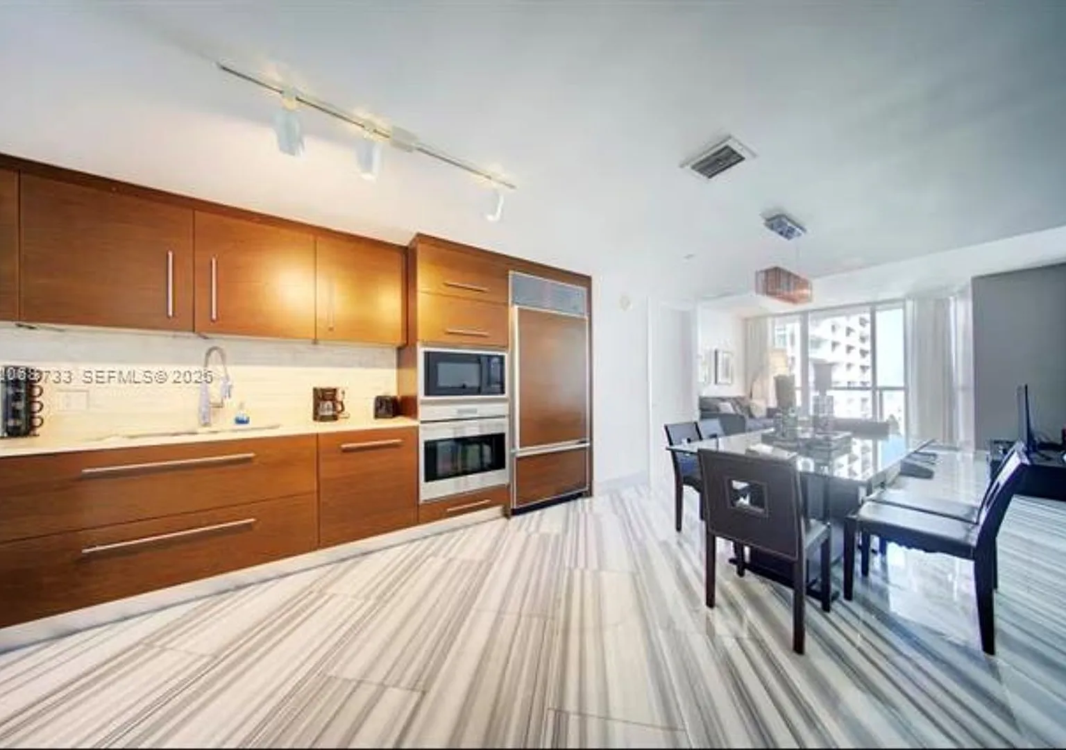 485 Brickell Ave cu-4711, Miami, FL 33131 — Photo 1
