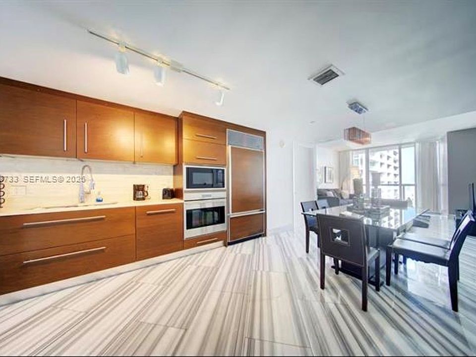 1st image of 485 Brickell Ave #Cu-4711