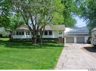 108 Pine St, Lawton, IA 51030