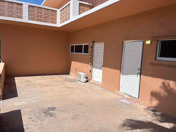 3rd image of 98480 Overseas Hwy APT 7