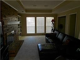 4th image of 1108 Wimbledon Ln