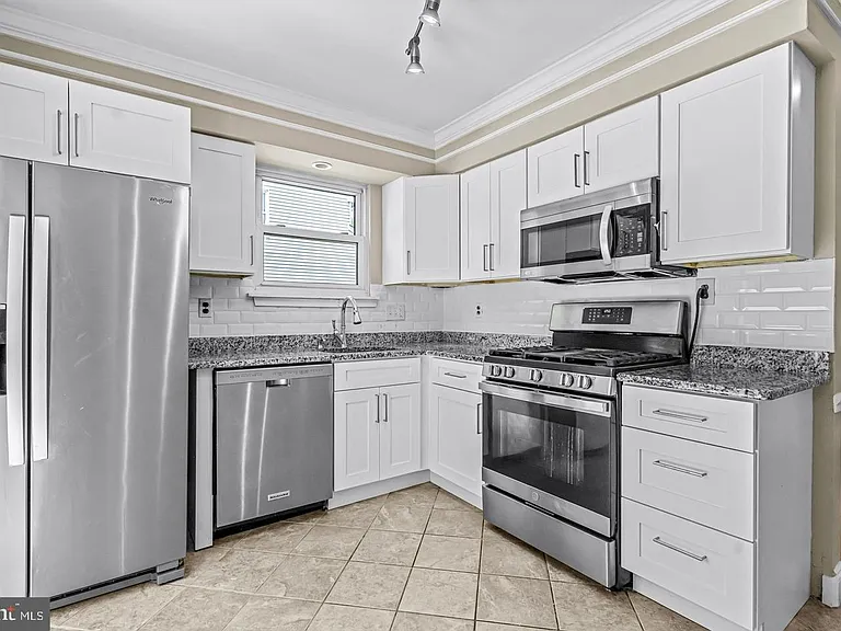 68 Franklin Dr — Photo 18