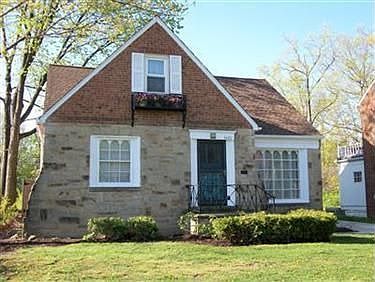 1st image of 3420 Superior Park Dr