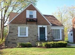 3420 Superior Park Dr, Cleveland Heights, OH 44118