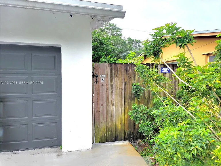 6730 Charleston St #B-2 — Photo 1