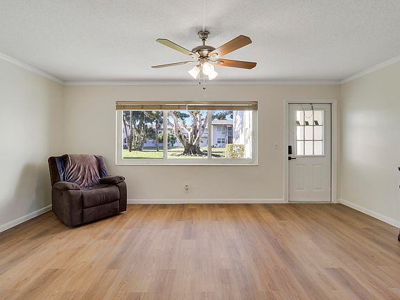 5th image of 269 Norwich L