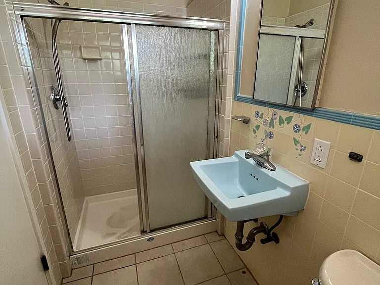 49 Meadow View Rd — Photo 10