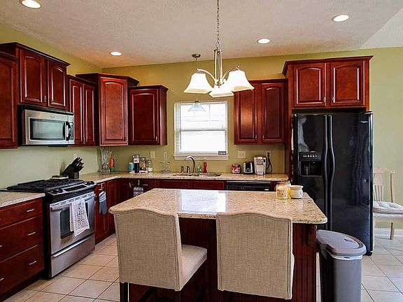 5th image of 3127 Litchfield Ln