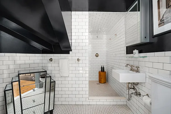 Sold by Compass | media 8