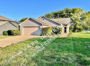 21600 Johnson St, Spring Hill, KS 66083