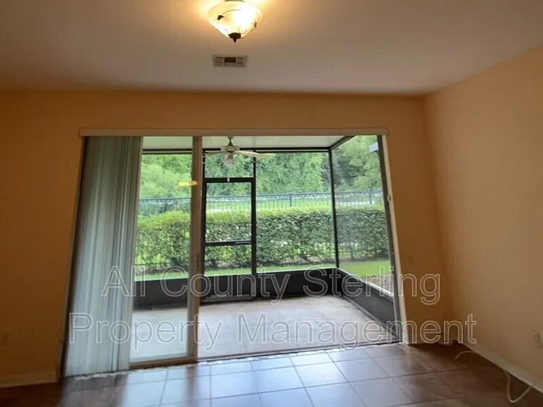 5052 Hawkstone Dr — Photo 3