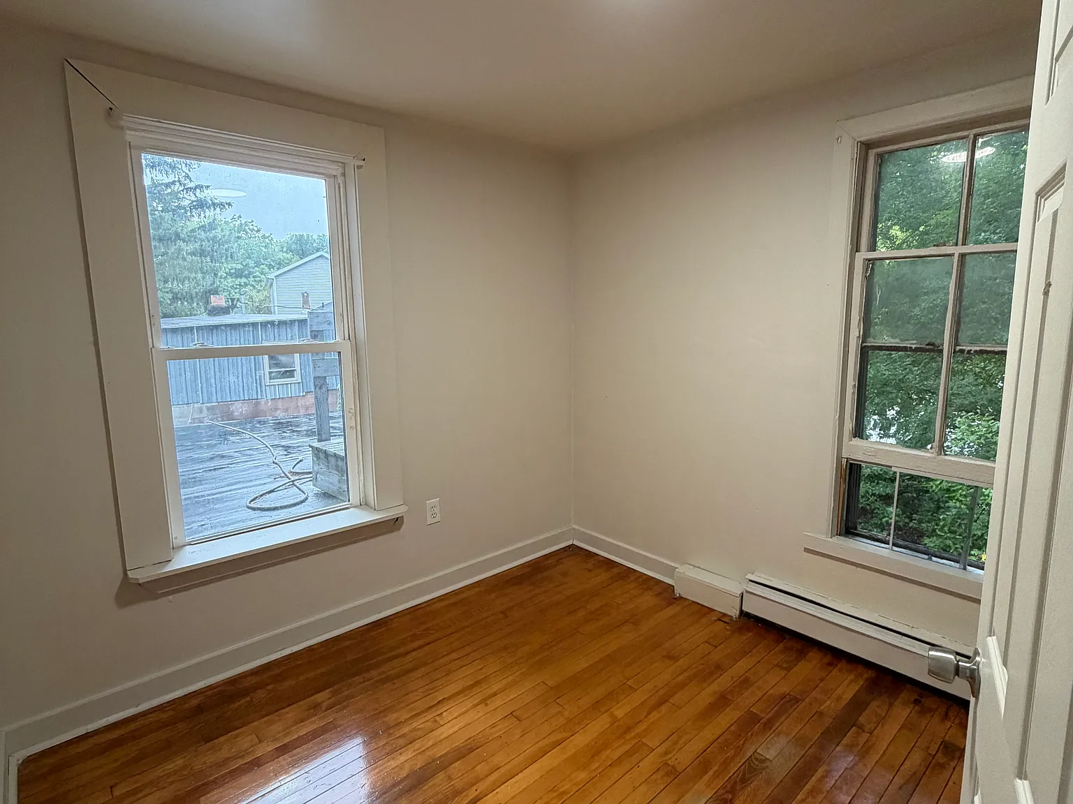 2 bed, 1100 sqft, $1,550 — Photo 3