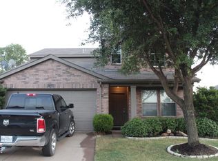 9000 King Ranch Dr, Aubrey, TX 76227