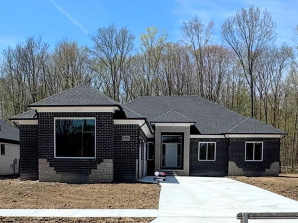 67831 Ashley Ave, Richmond, MI 48062