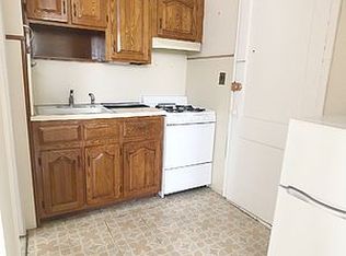 75-32 67th Rd #2R, Middle Village, NY 11379