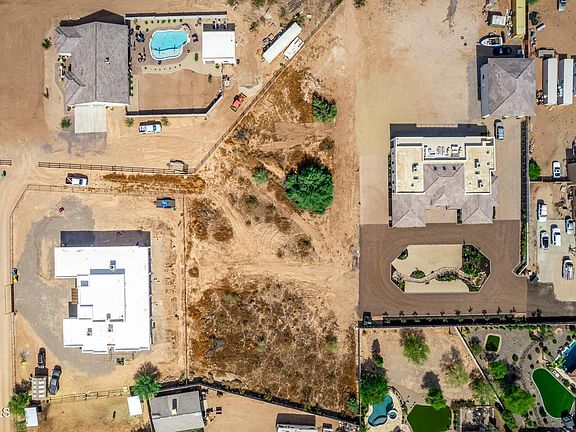 2nd image of 38000 N 15TH Avenue #-