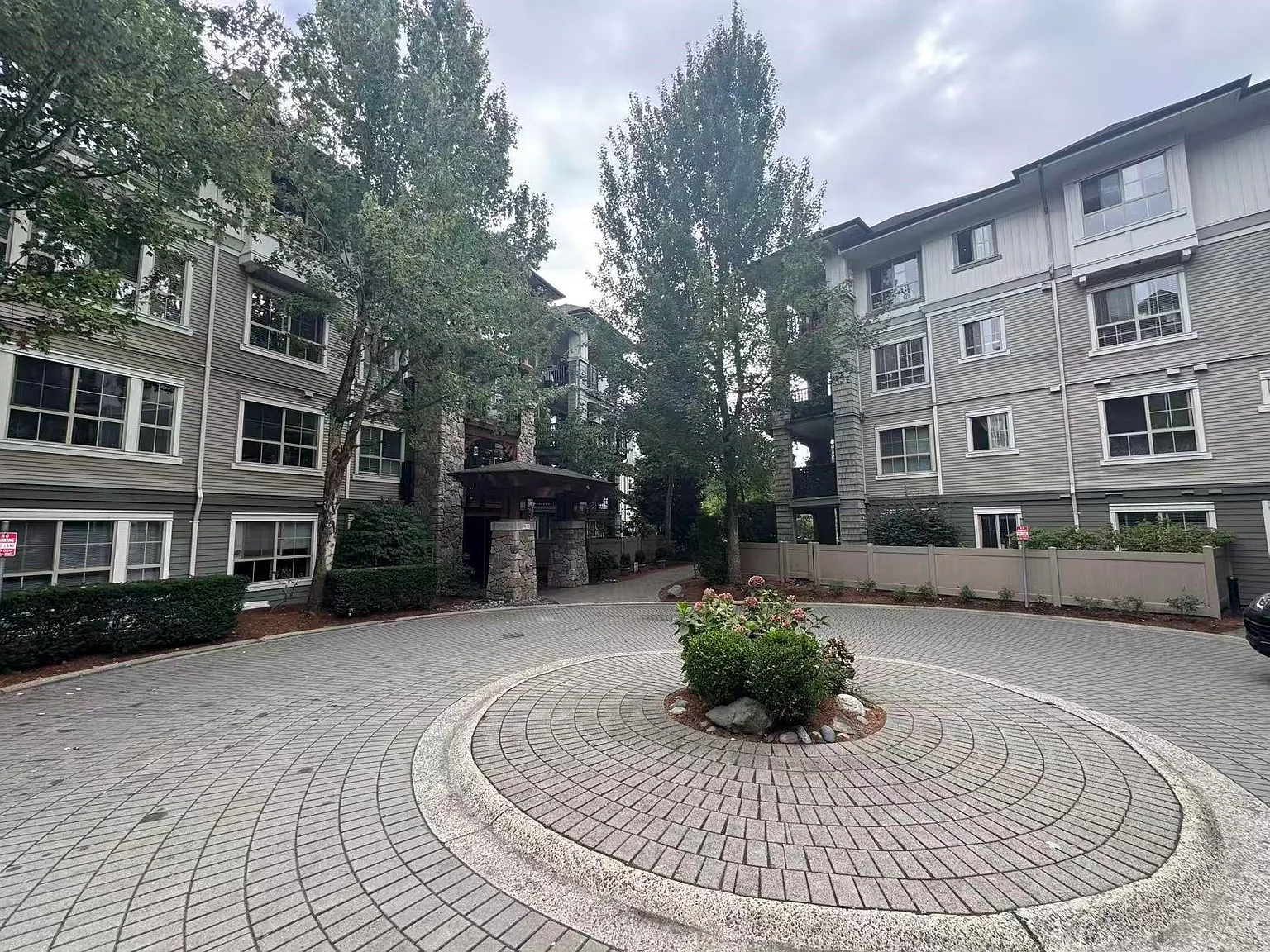 2958 Silver Springs Blvd #306 photo 1