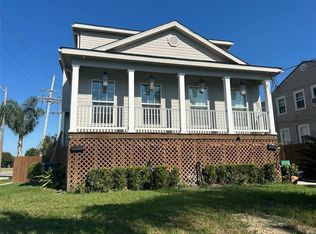 6245 Wainwright Dr, New Orleans, LA 70122