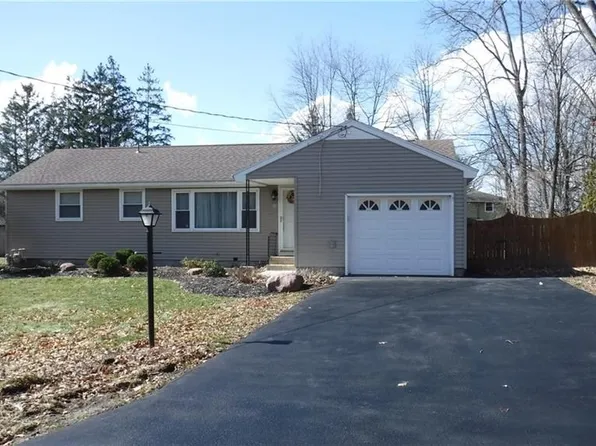 9415 Wickham Dr, Brewerton, NY 13029