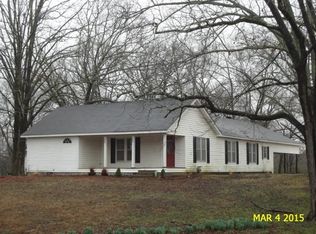 1225 Hard Rock Rd, Savannah, TN 38372