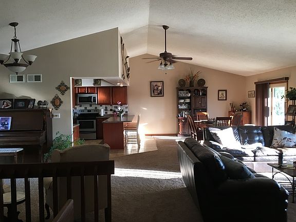 5th image of 39909 N Fairway Dr