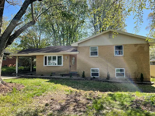 5009 Winding Way Photo 1