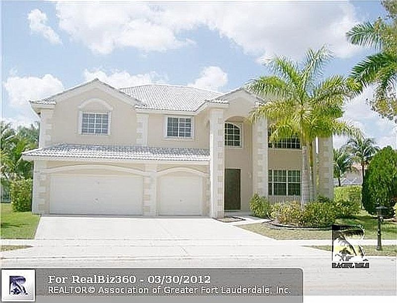 1st image of 3675 Vista Way