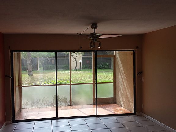 4th image of 2214 SW 15th St #205