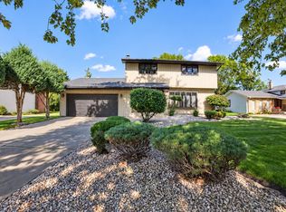 1005 Fran Lin Pkwy, Munster, IN 46321