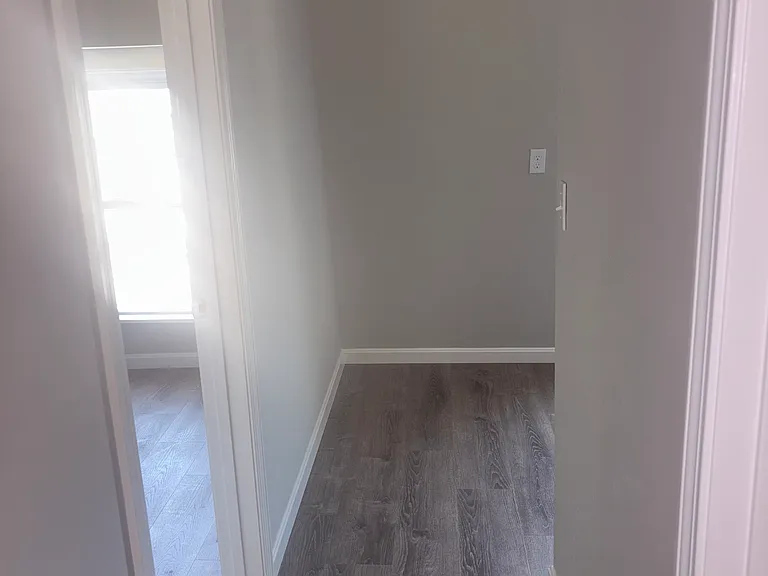 46 Linden St #3 — Photo 2