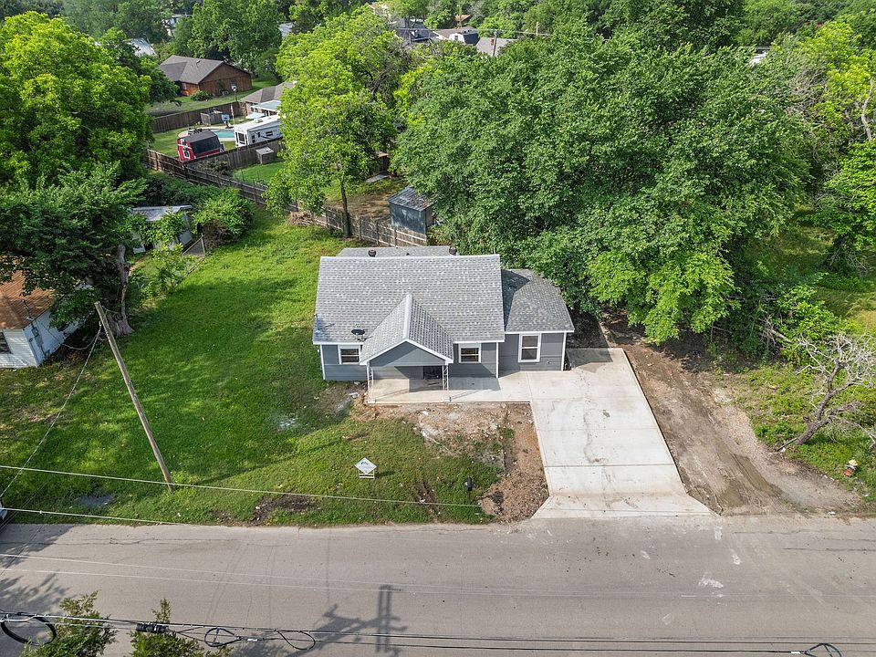 1st image of 309 N 4th St