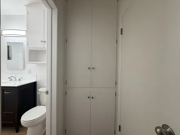 1315 N Columbus Ave. — Photo 11