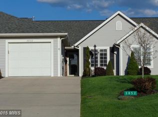 3852 Farmstead Dr, Fayetteville, PA 17222