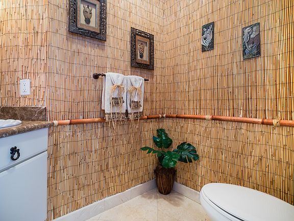 5th image of 2714 Treasure Cove Cir