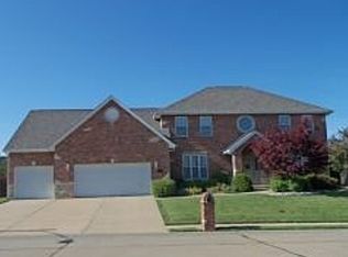 112 Slazenger Ct, O'Fallon, IL 62269