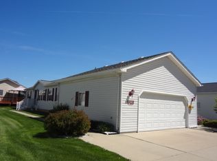 21561 Notre Dame Dr, Macomb, MI