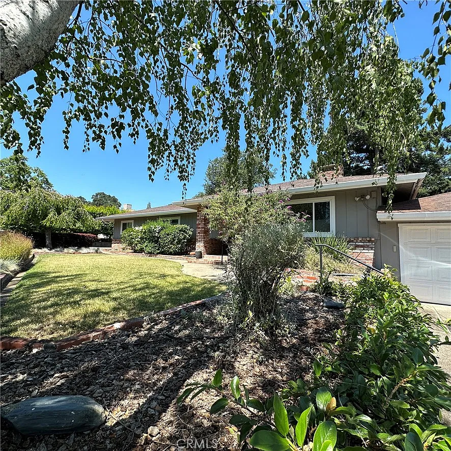 820 Boggs Ln photo 1