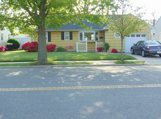 190 Gibson Blvd, Valley Stream, NY 11580