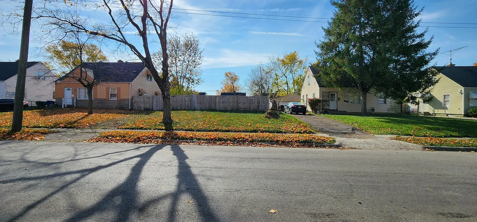 1027 22nd Ave photo 1