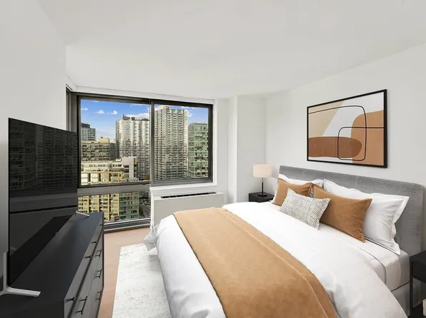 4-75 48th Avenue image 44 of 52