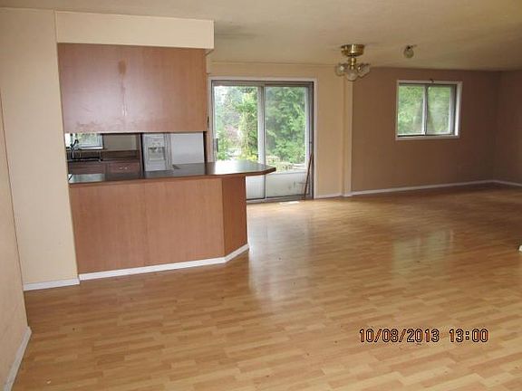 2nd image of 11606 211th Ave E